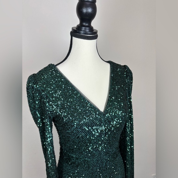 XSCAPE Women’s long sleeve sequence Green size 6 - Picture 6 of 7